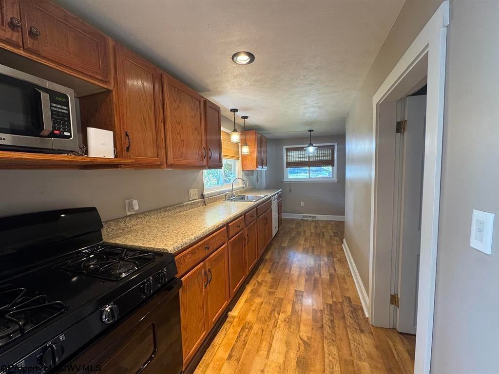 15 Ritchie Street Buckhannon, WV 26201 - Photo 5 of 20 Gallery Image 5