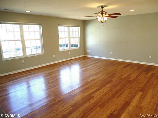 501 Riverside Drive Lanexa, VA 23089 - Photo 2 of 19 Gallery Image 2