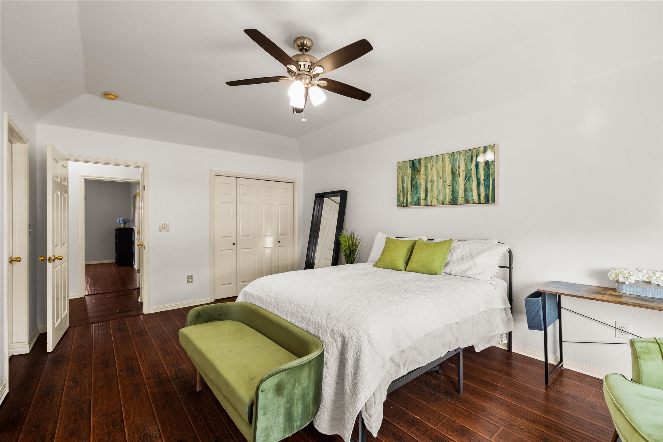 5515 Davis Lane, Unit 32 Austin, TX 78749 - Photo 21 of 40 a bedroom with a bed and a table in it