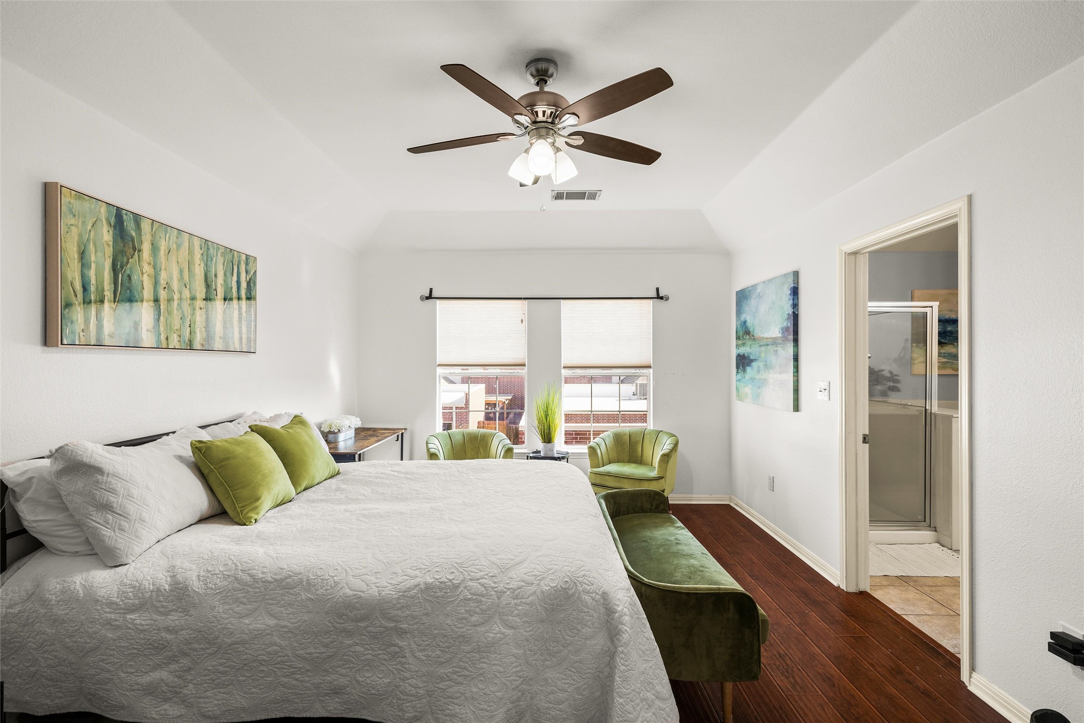 5515 Davis Lane, Unit 32 Austin, TX 78749 - Photo 22 of 40 a bedroom with a large bed and a large window