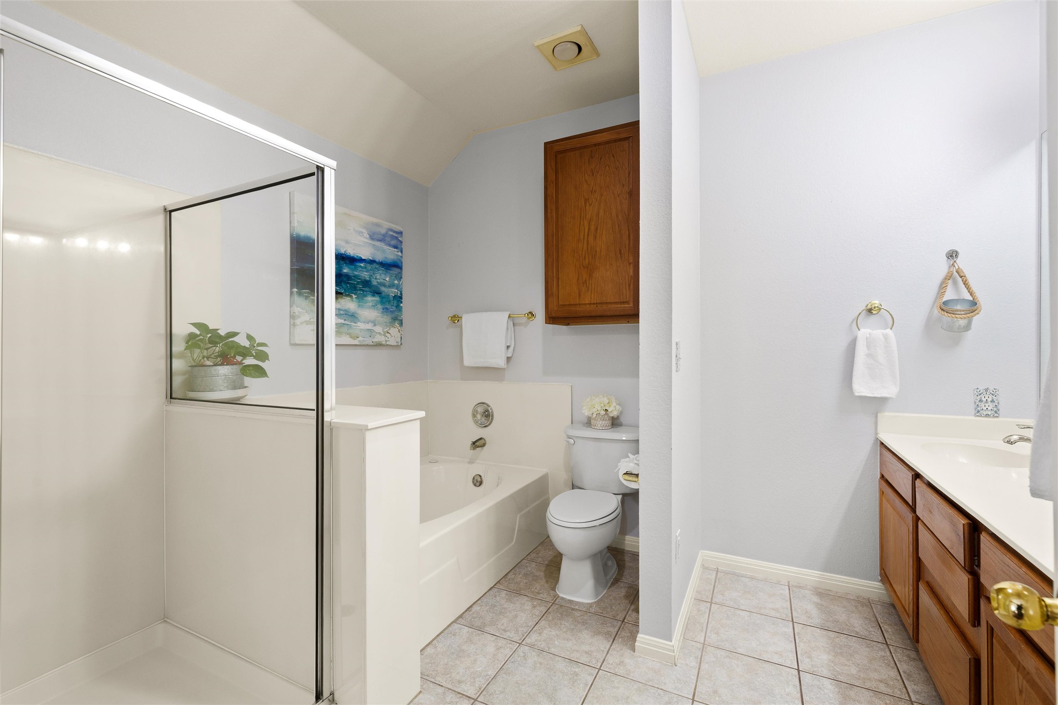 5515 Davis Lane, Unit 32 Austin, TX 78749 - Photo 23 of 40 a spacious bathroom with a sink toilet and shower