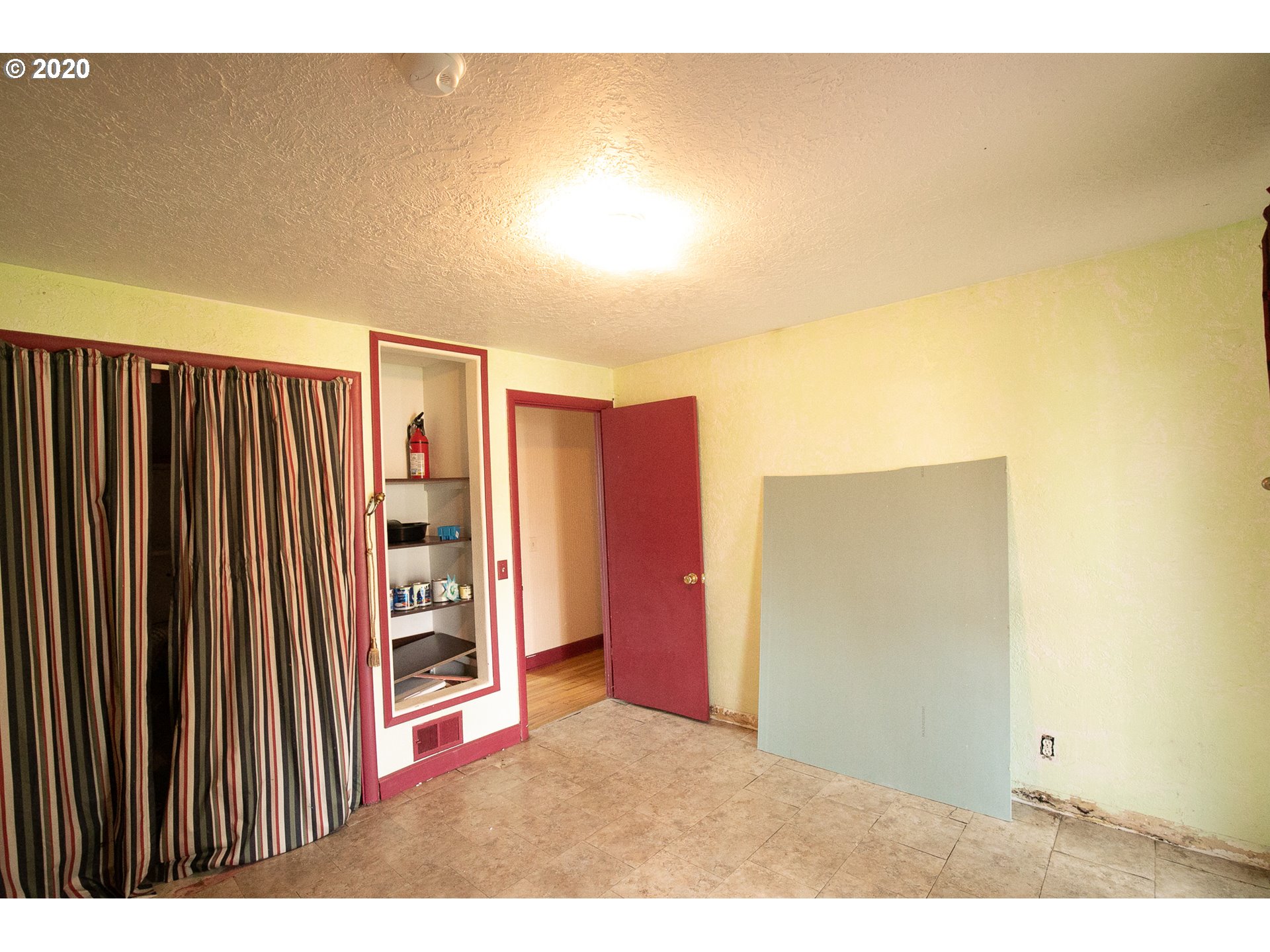 3735 Bell Avenue Eugene, OR 97402 - Photo 12 of 21