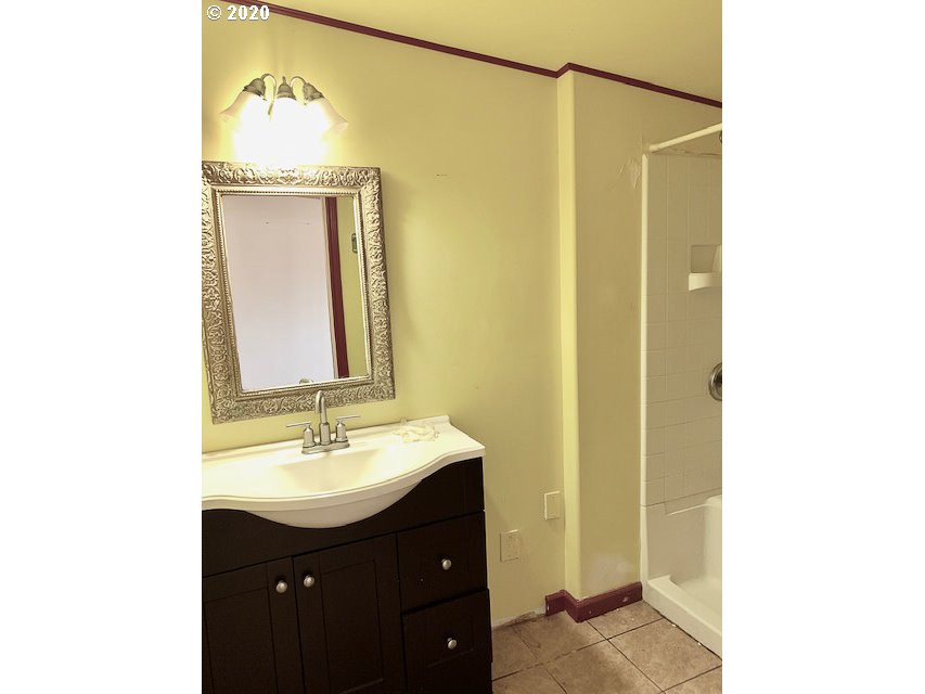 3735 Bell Avenue Eugene, OR 97402 - Photo 18 of 21