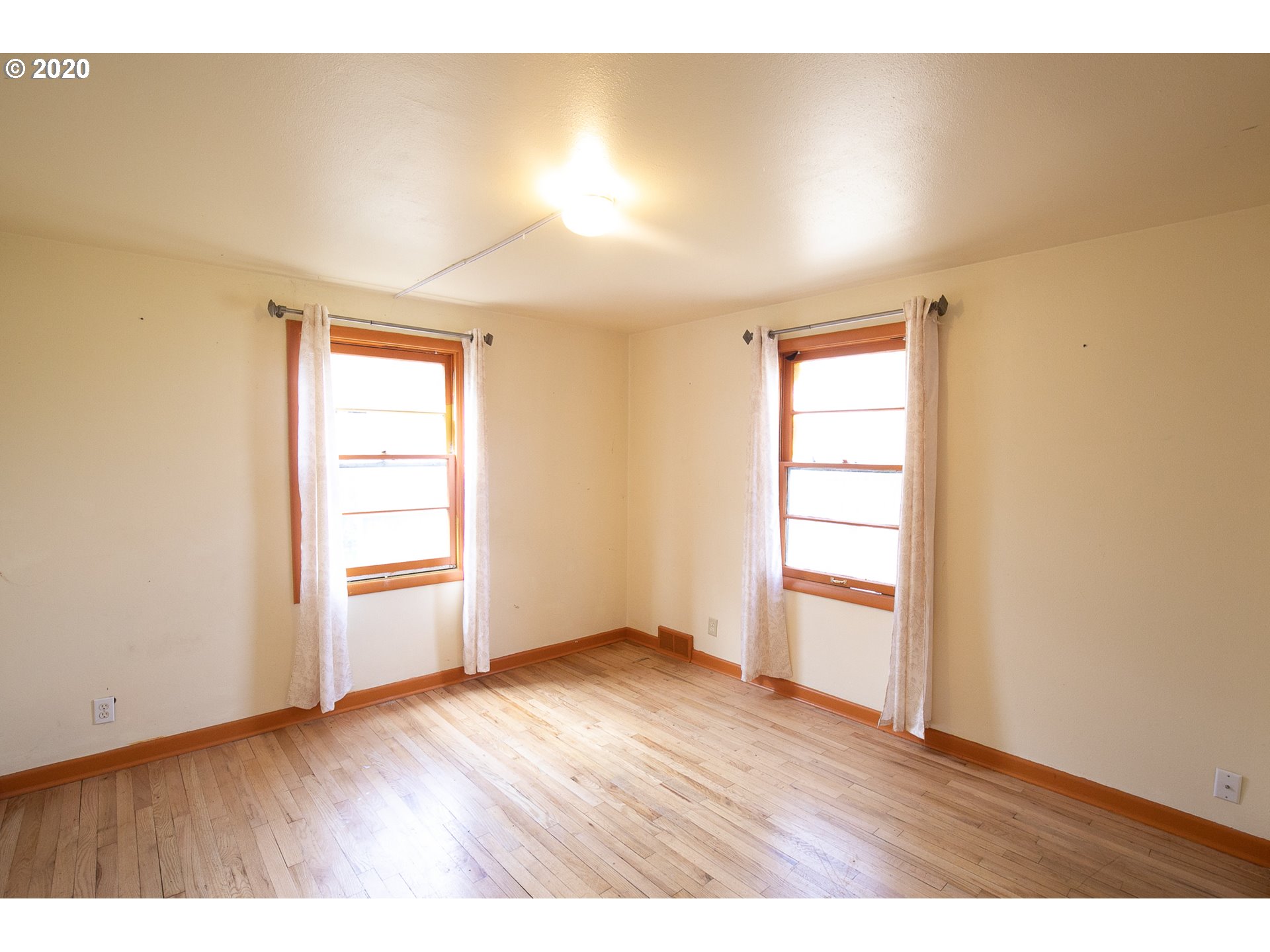 3735 Bell Avenue Eugene, OR 97402 - Photo 10 of 21