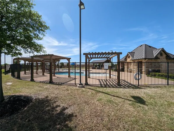 $2,000 | 132 Copper Switch Drive, Anna, TX 75409