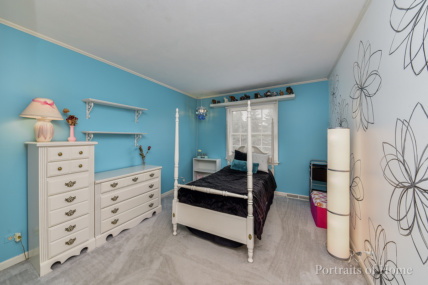 29 Christina Circle Wheaton, IL 60189 - Photo 13 of 28 a bedroom with a bed and a window