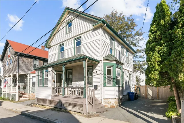 $2,700 | 5 Lucas Avenue, Newport, RI 02840