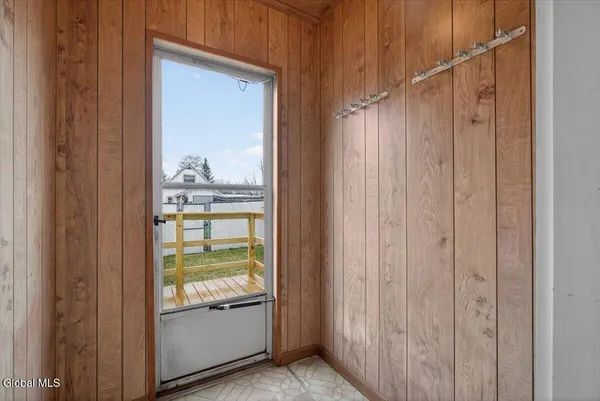 $315,000 | 2507 Augustine Avenue, Rotterdam, NY 12306