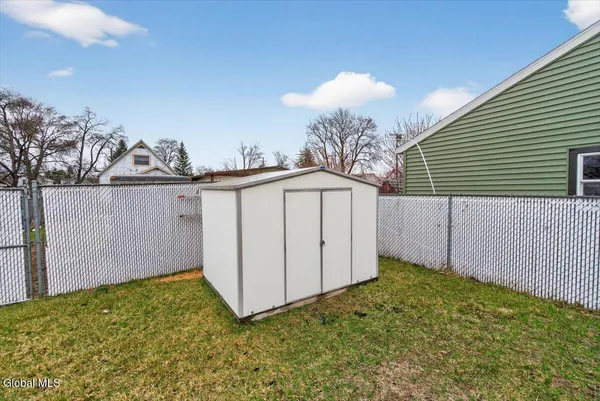 $315,000 | 2507 Augustine Avenue, Rotterdam, NY 12306