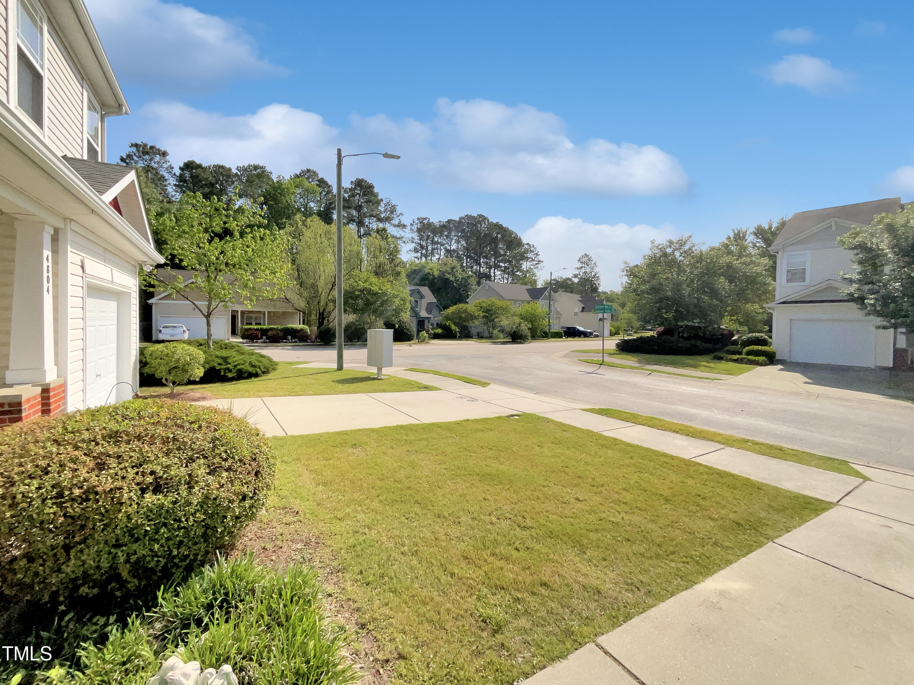 4806 Landover Vale Way Raleigh, NC 27616 - Photo 16 of 17 listing_15