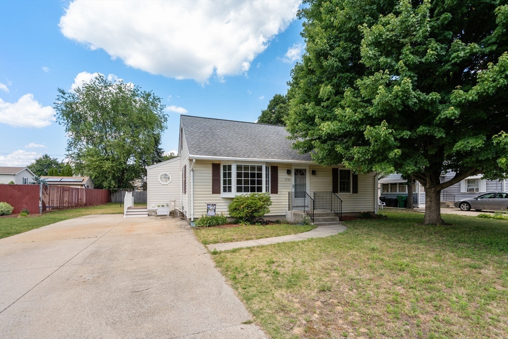 1534 Donohue Road Chicopee, MA 01020 - Photo 28 of 33