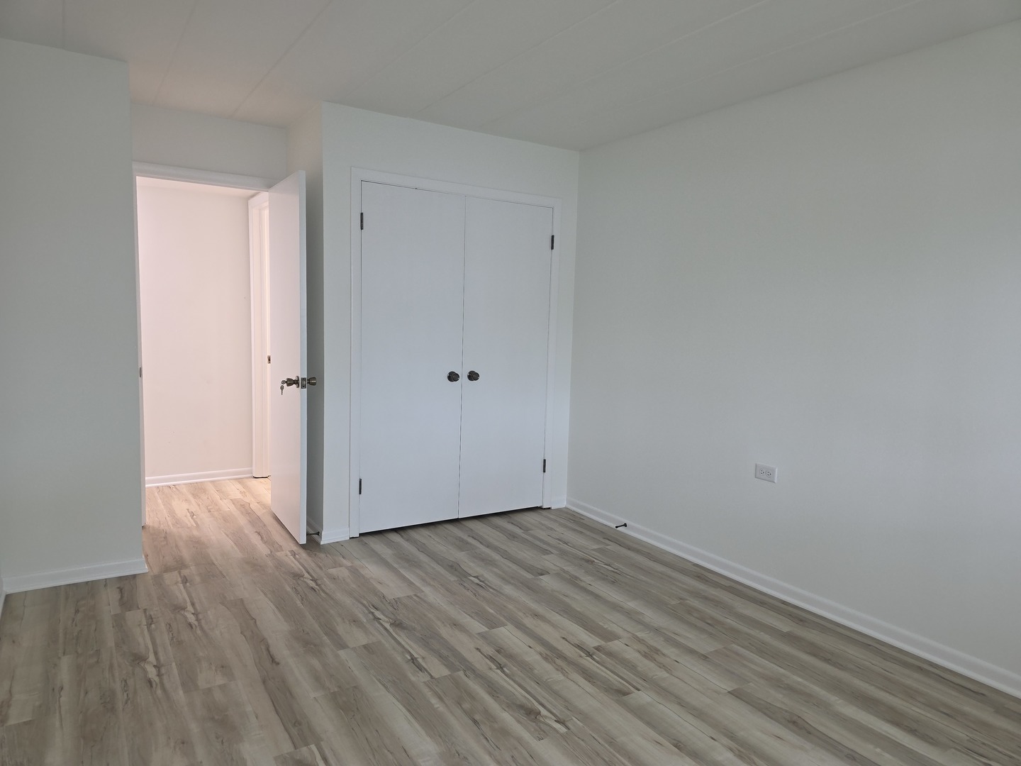 127 North Wolf Road, Unit 41A Wheeling, IL 60090 - Photo 28 of 52 Gallery Image 28