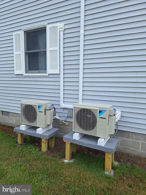 807 Bayly Road Cambridge, MD 21613 - Photo 3 of 38 Efficient cooling solutions in place.
