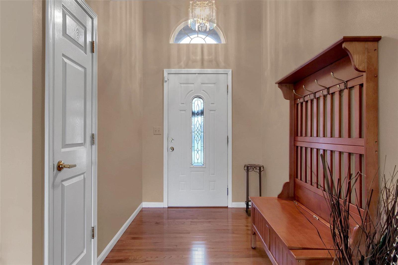 809 Copper Ridge Maryville, IL 62062 - Photo 2 of 36 Gallery Image 2