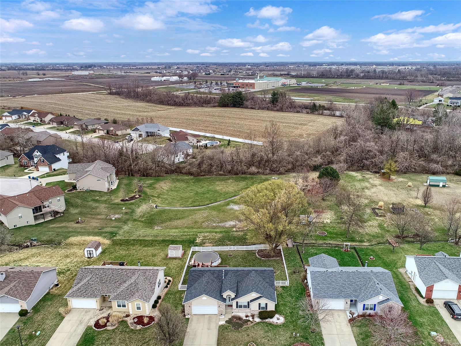 809 Copper Ridge Maryville, IL 62062 - Photo 34 of 36 Gallery Image 34