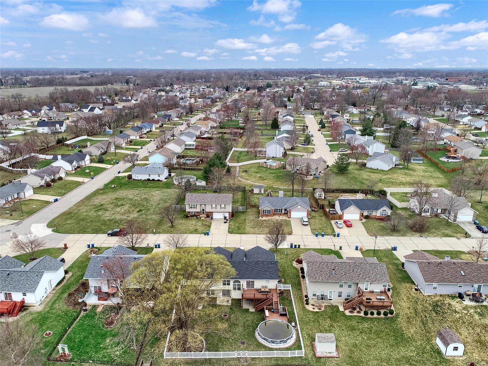 809 Copper Ridge Maryville, IL 62062 - Photo 35 of 36 Gallery Image 35
