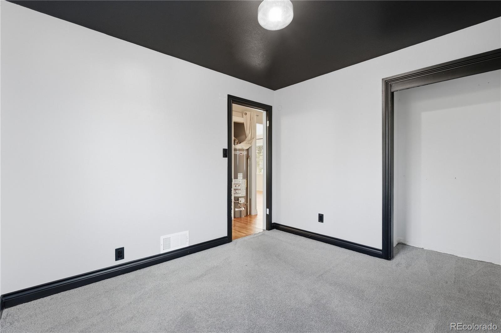 860 Lansing Street Aurora, CO 80010 - Photo 14 of 31