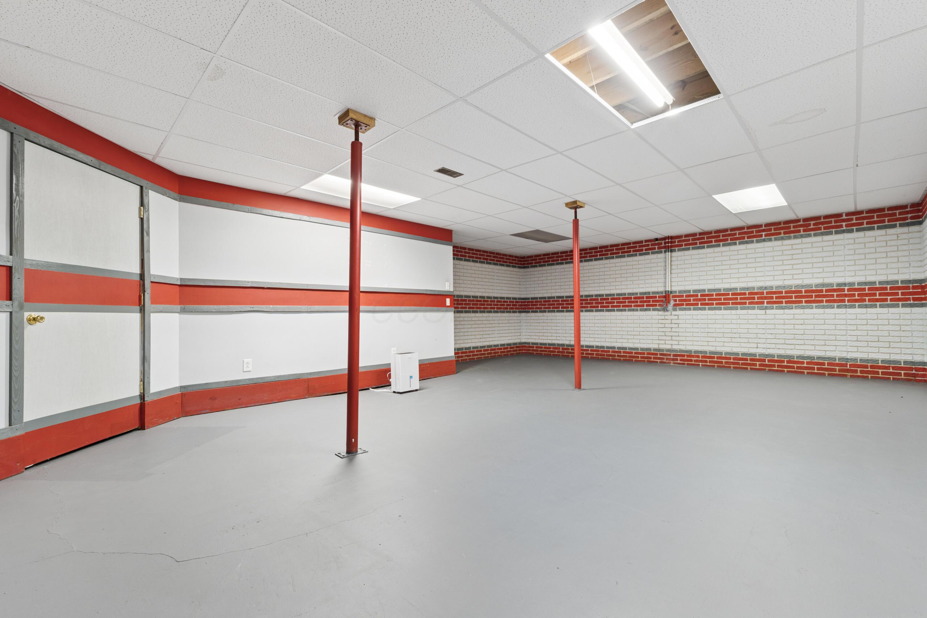 18964 London Road Circleville, OH 43113 - Photo 47 of 57 Drop ceiling with recessed lighting