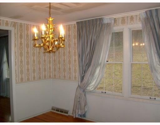 594 Trotwood Ridge Road Upper St. Clair, PA 15241 - Photo 3 of 12 Dining Room.