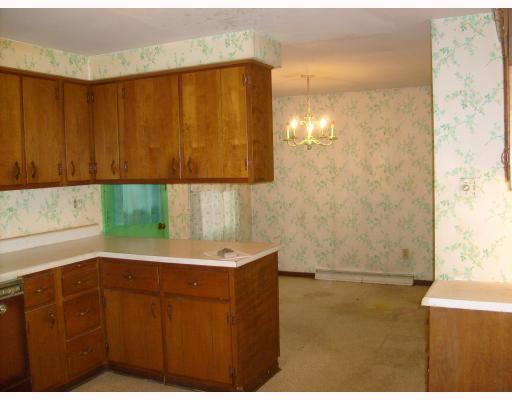 594 Trotwood Ridge Road Upper St. Clair, PA 15241 - Photo 4 of 12 Kitchen.