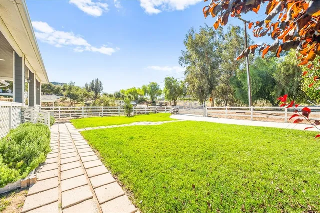 $1,580,000 | 24940 Hayes Avenue, Murrieta, CA 92562