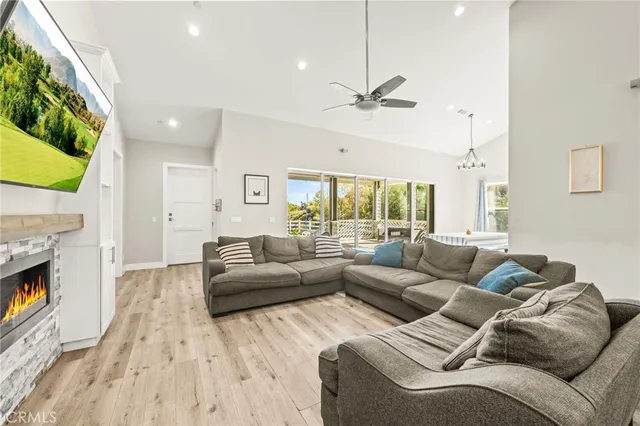 $1,580,000 | 24940 Hayes Avenue, Murrieta, CA 92562