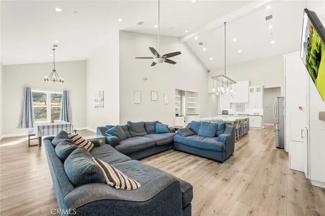 $1,580,000 | 24940 Hayes Avenue, Murrieta, CA 92562