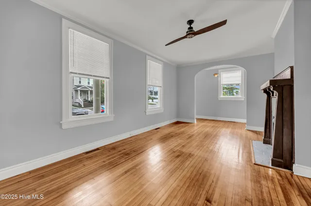 $2,400 | 8 South 7th Street, Unit A, Wilmington, NC 28401