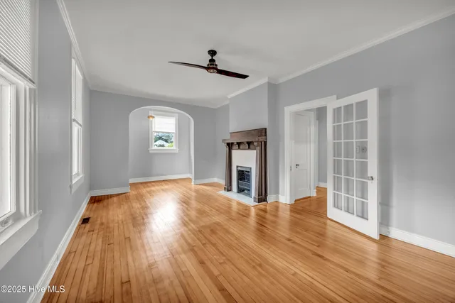 $2,400 | 8 South 7th Street, Unit A, Wilmington, NC 28401