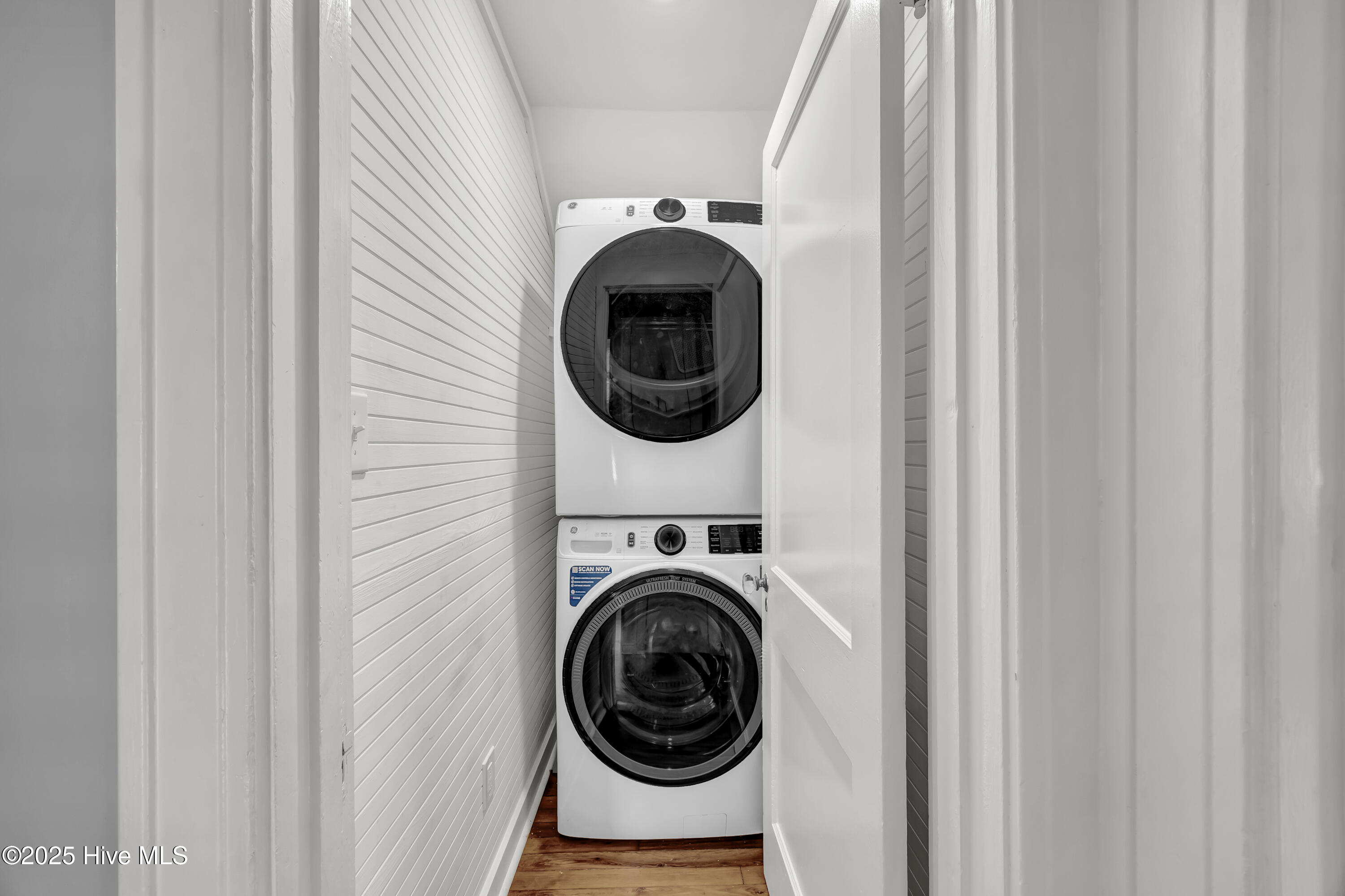 8 South 7th Street, Unit A Wilmington, NC 28401 - Photo 8 of 25 IMG_6000