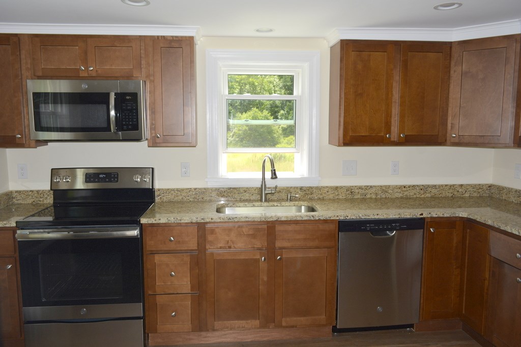 461 Sowams Road Barrington, RI 02806 - Photo 12 of 33