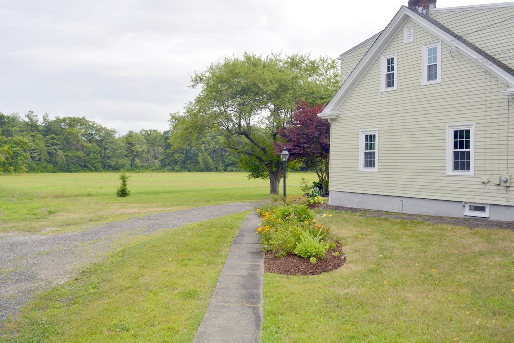 461 Sowams Road Barrington, RI 02806 - Photo 9 of 33