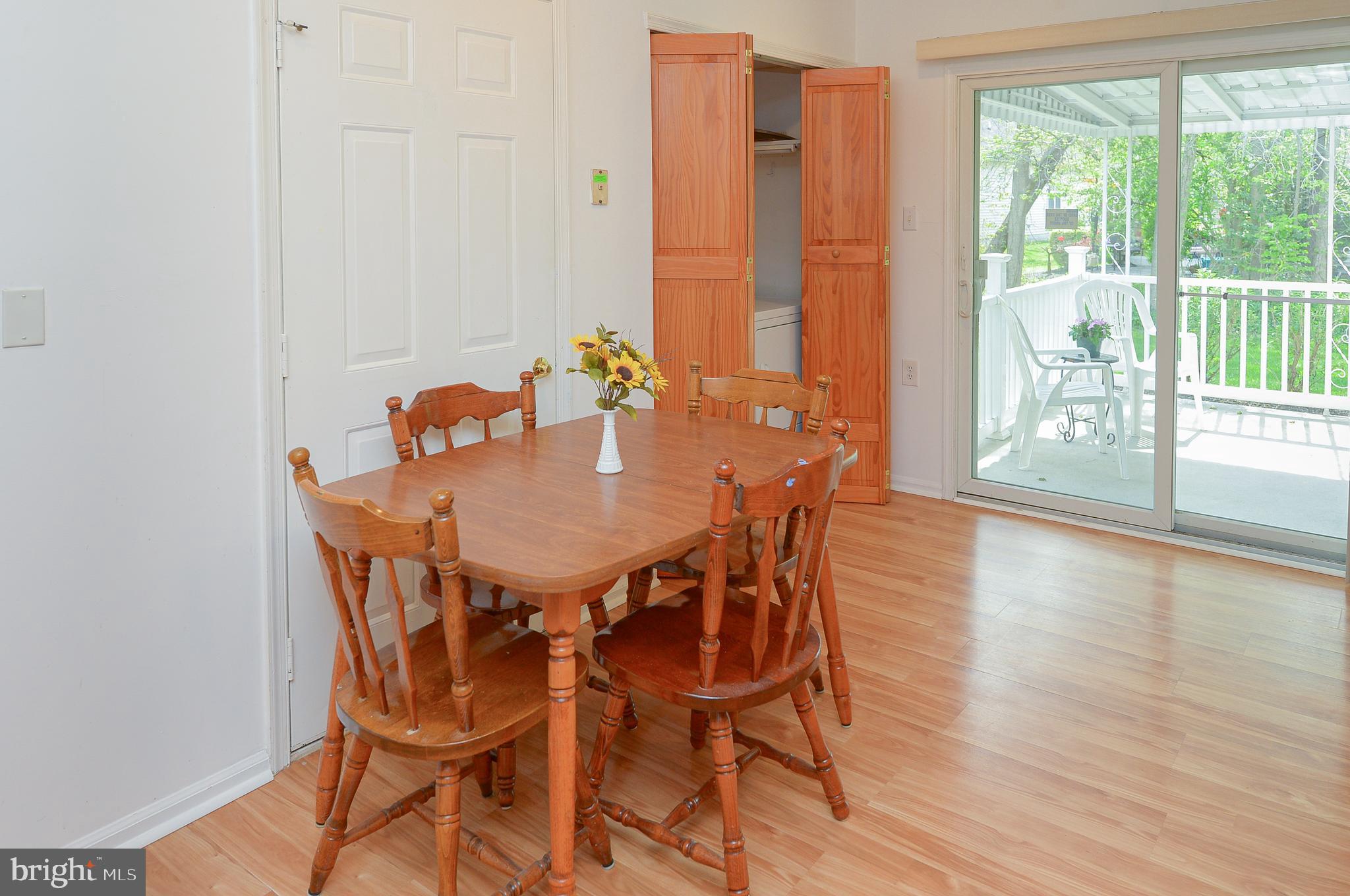 19 Stratford Road Southampton, NJ 08088 - Photo 21 of 24 Eat in Kitchen
