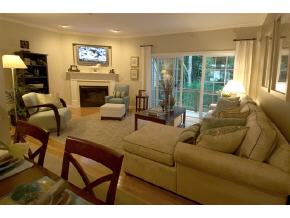19 Hackett Hill Road, Unit 48 Manchester, NH 03102 - Photo 4 of 6