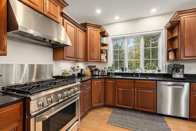 $9,000 | 53 Drabbington Way, Weston, MA 02493