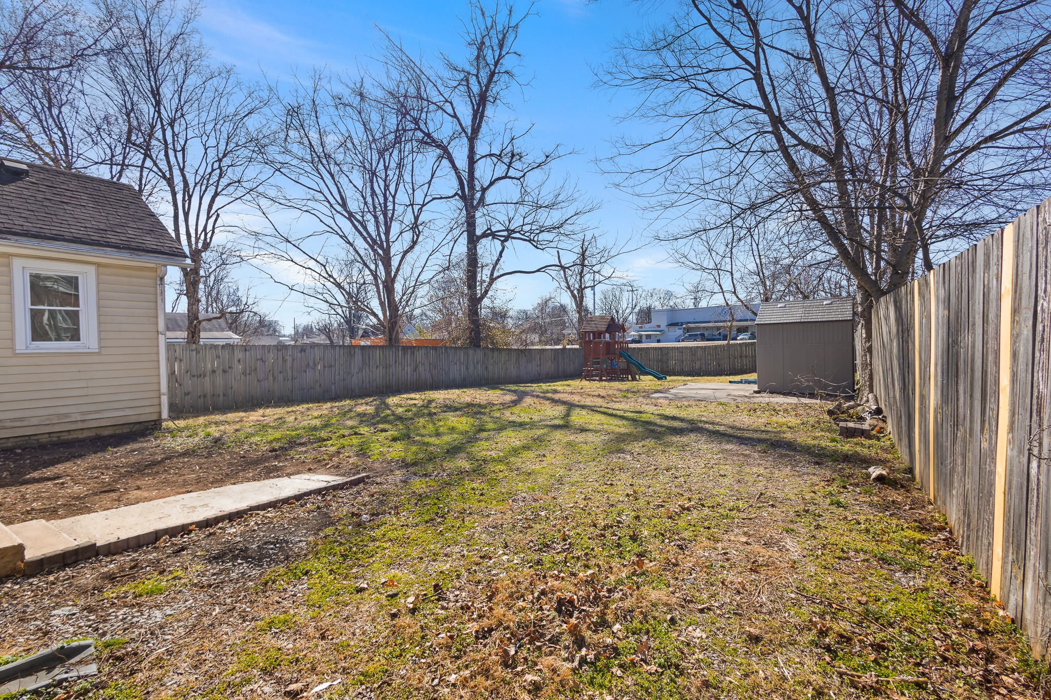1309 Batts Boulevard Springfield, TN 37172 - Photo 18 of 20 a view of a yard with a large tree