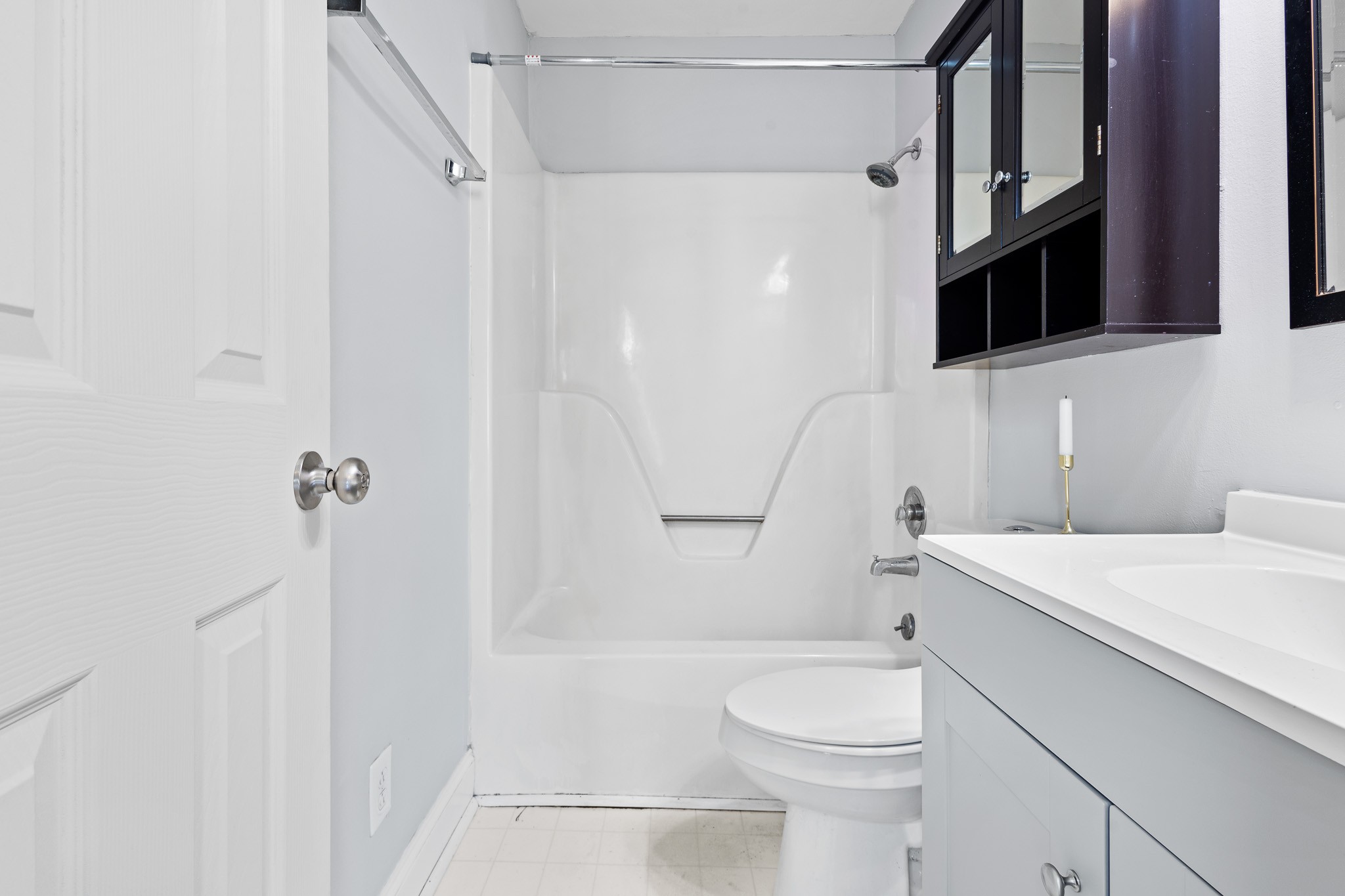 1309 Batts Boulevard Springfield, TN 37172 - Photo 8 of 20 a bathroom with a sink a toilet and shower