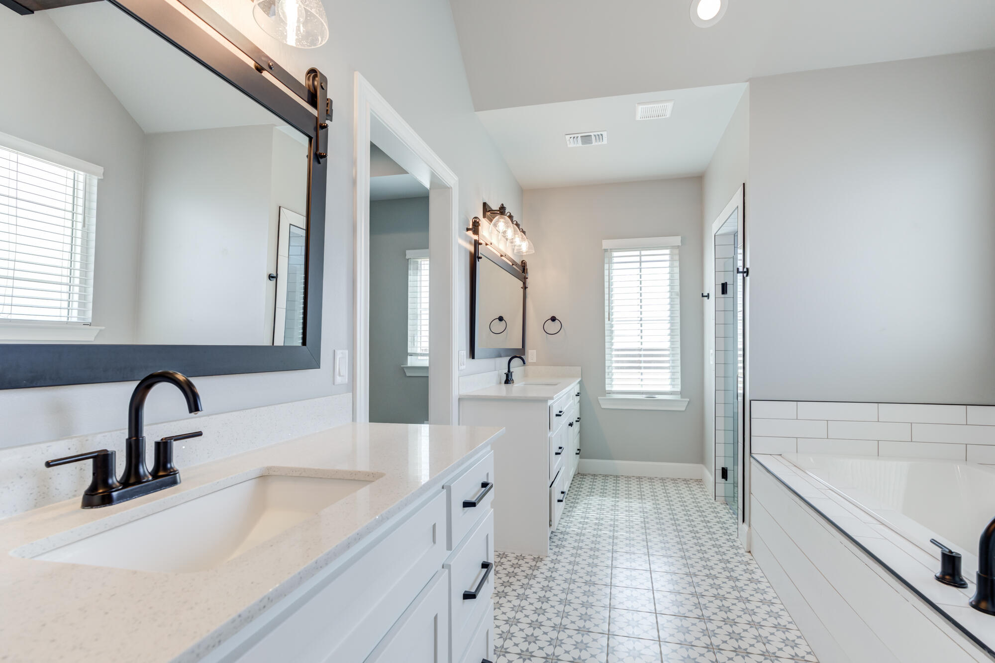 1057 Hawk Lane New Home, TX 79381 - Photo 24 of 45 1057HawkLn_2033