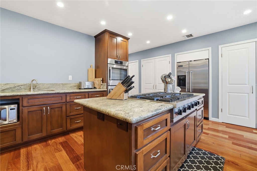 512 Washington Street El Segundo, CA 90245 - Photo 11 of 56