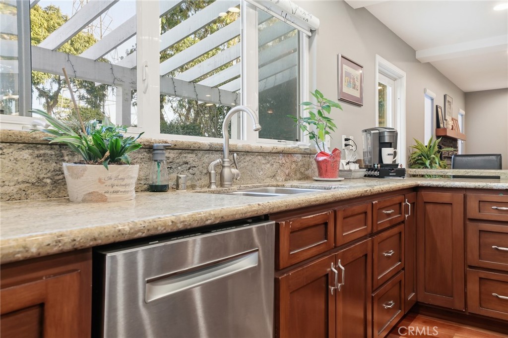 512 Washington Street El Segundo, CA 90245 - Photo 12 of 56