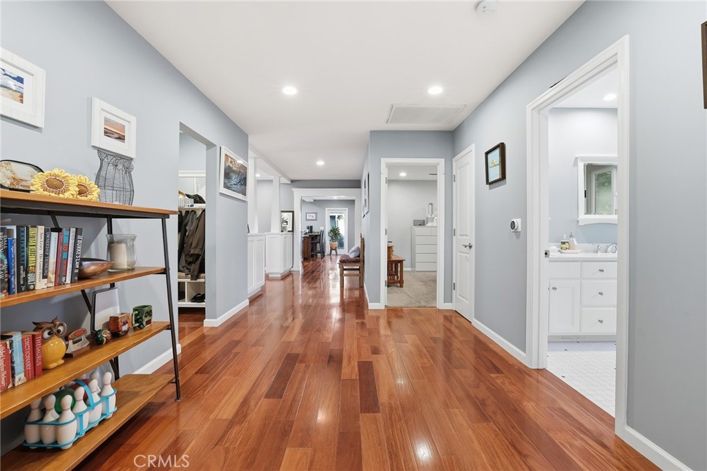 512 Washington Street El Segundo, CA 90245 - Photo 5 of 56