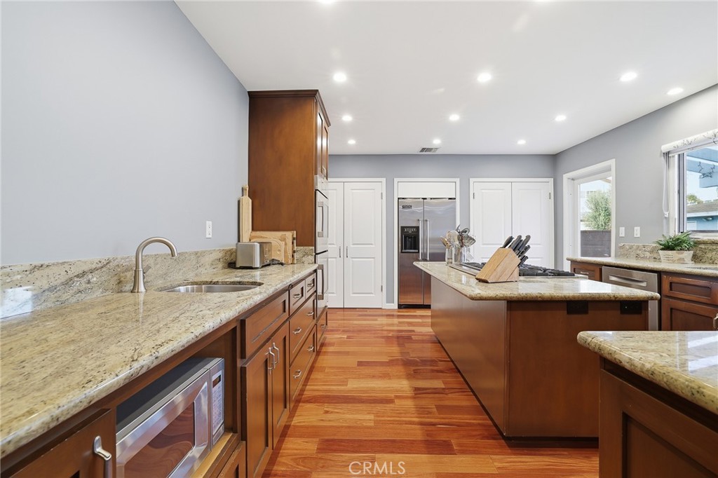 512 Washington Street El Segundo, CA 90245 - Photo 8 of 56