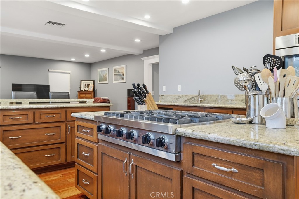 512 Washington Street El Segundo, CA 90245 - Photo 10 of 56