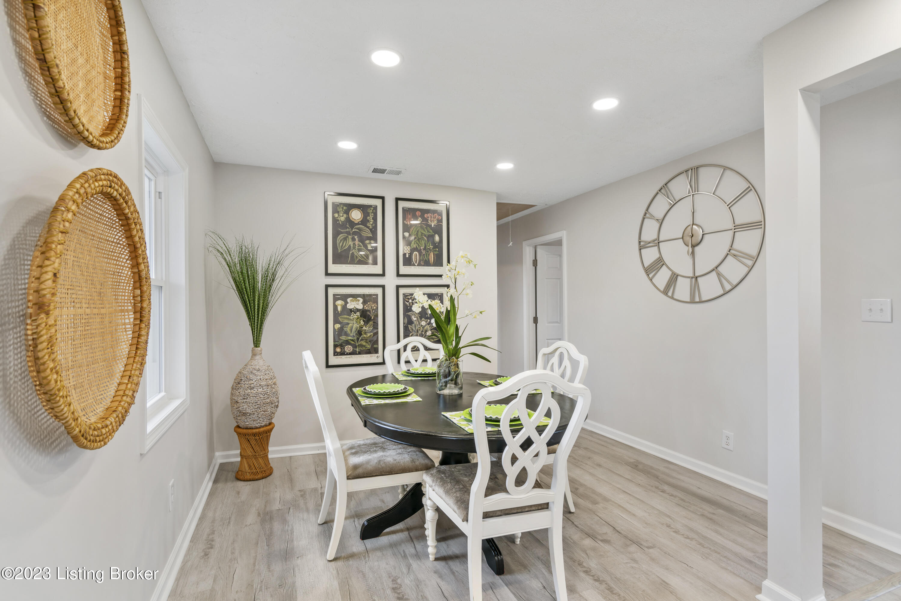 3800 Atlas Road Louisville, KY 40229 - Photo 16 of 25 Atlas_Interior014a