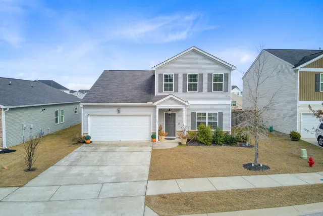 $375,000 | 142 Clydesdale Circle, Summerville, SC 29486