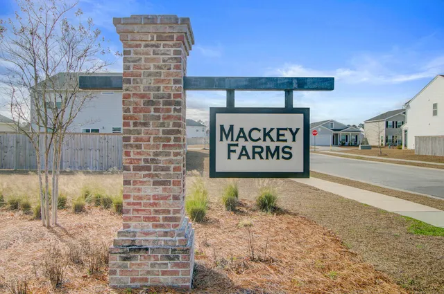 $375,000 | 142 Clydesdale Circle, Summerville, SC 29486