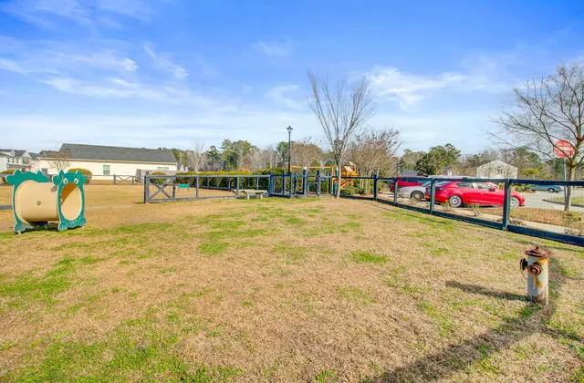 $375,000 | 142 Clydesdale Circle, Summerville, SC 29486