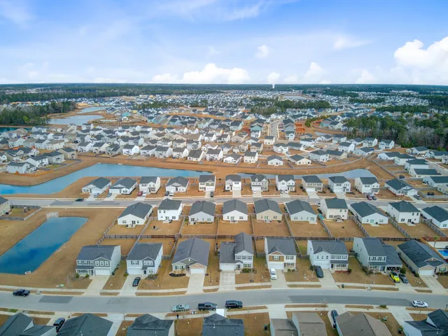 $375,000 | 142 Clydesdale Circle, Summerville, SC 29486