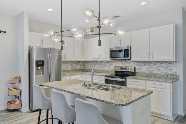 $375,000 | 142 Clydesdale Circle, Summerville, SC 29486