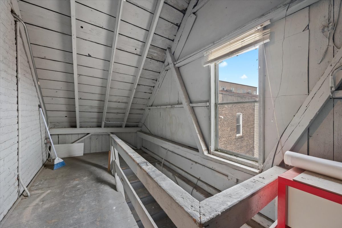 934 West 35th Place Chicago, IL 60609 - Photo 20 of 22